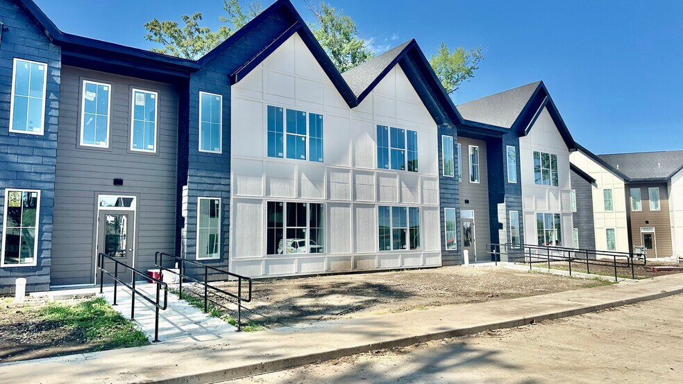 Interior Photo - Park Indy Rowhomes!
