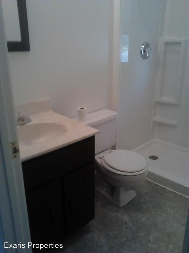 Building Photo - 2 br, 1 bath House - 704 Wachtel Ave