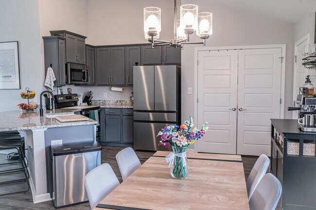 Building Photo - 202 Grist Mill Dr