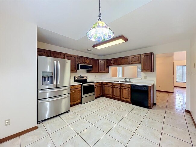 Building Photo - 4119 Waterview Loop