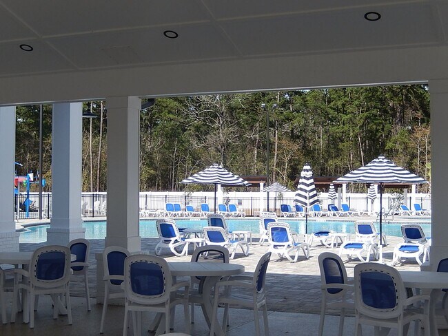 Building Photo - Canopy Modern NE 3/2.5 w/ Stainless Steel ...