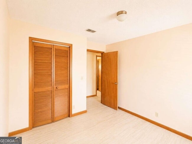 Building Photo - 603 Plantation Village Dr