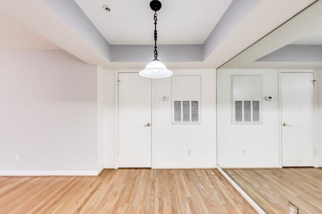 Building Photo - NEW KITCHEN, NEW HARDWOODS -- 1+1  in the ...
