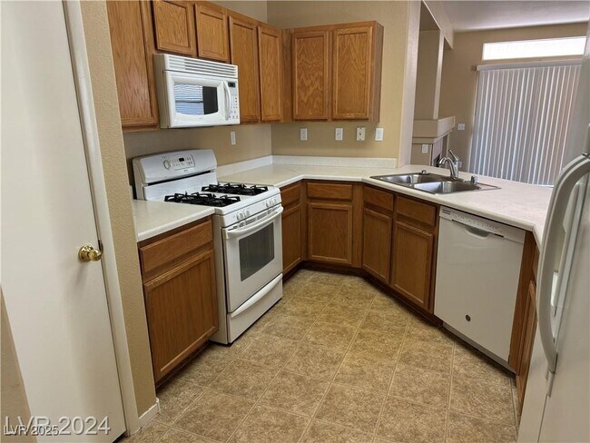 Building Photo - 7804 Idle Spring Ct