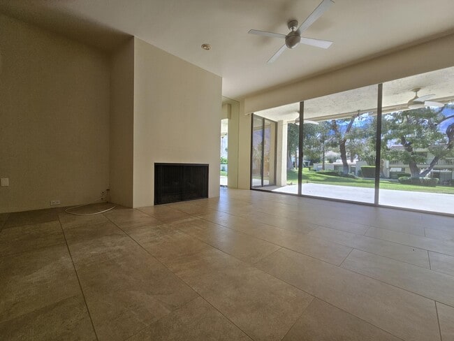 Building Photo - 3447 Andreas Hills Dr