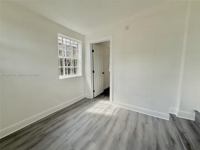 Building Photo - 5720 NW 23rd Ave