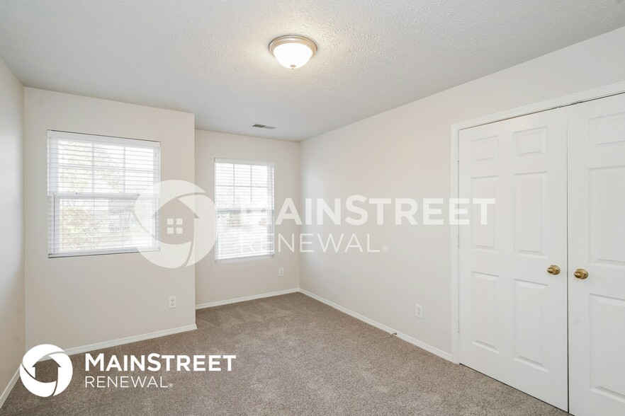 Building Photo - 2846 Meadow Gln