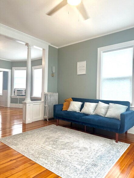 Primary Photo - 84 11th St