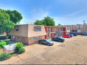 Building Photo - Peartree Apartments