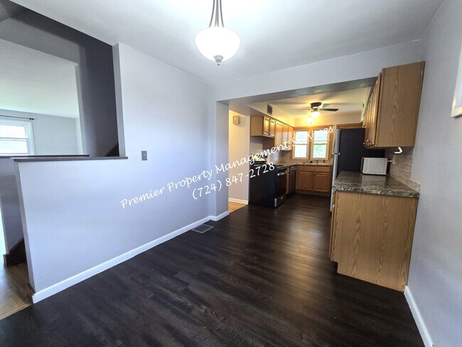 Building Photo - 639 Cohasset Dr