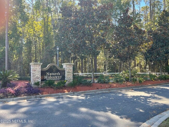 Building Photo - 6057 Maggies Cir