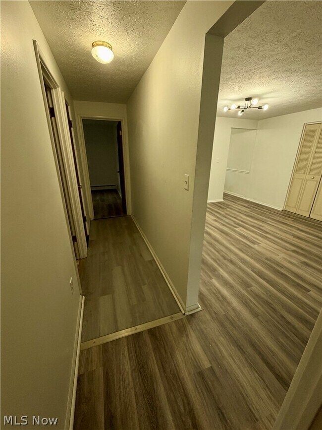 Building Photo - 369 Shields Rd