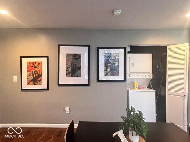 Building Photo - 2407 N Capitol Ave