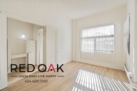 Building Photo - 3918 Beverly Blvd