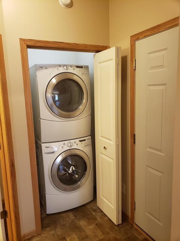 Building Photo - 9473 Eagle Nest Ln