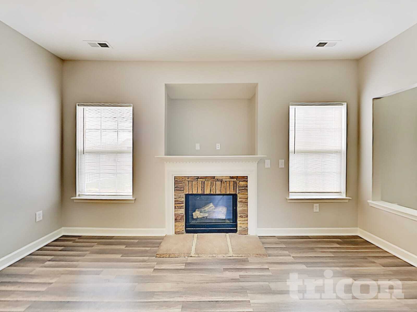 Building Photo - 8322 Knapp Ct