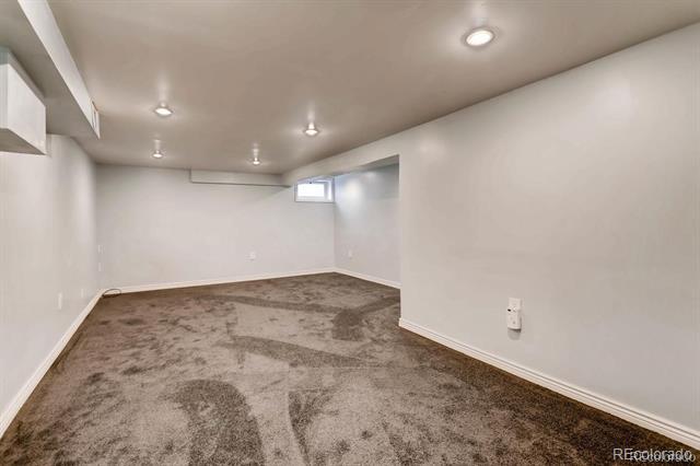 Building Photo - 5875 W 39th Ave