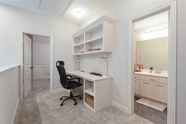 Building Photo - 2707 Elmwood Dr