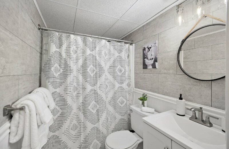 Building Photo - 16 51st St