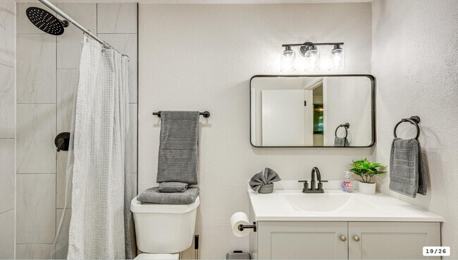 Building Photo - 5522 Allbrook