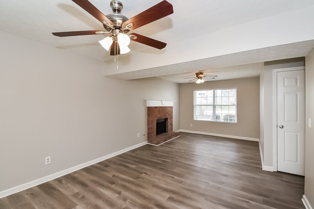 Building Photo - 2032 Lown Farm Ln