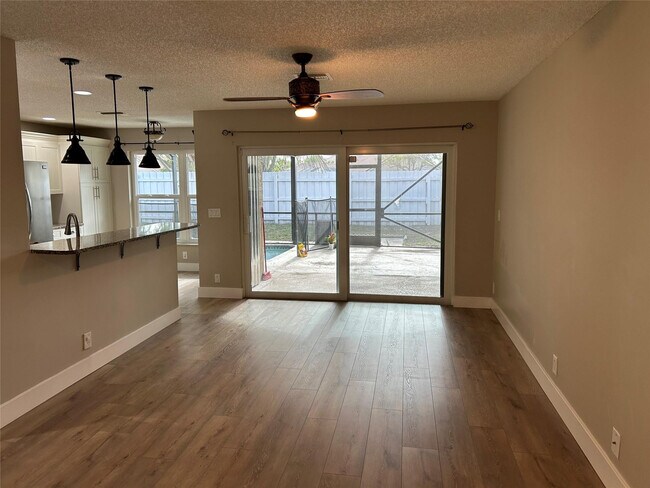 Building Photo - 7430 Ashley Shores Cir