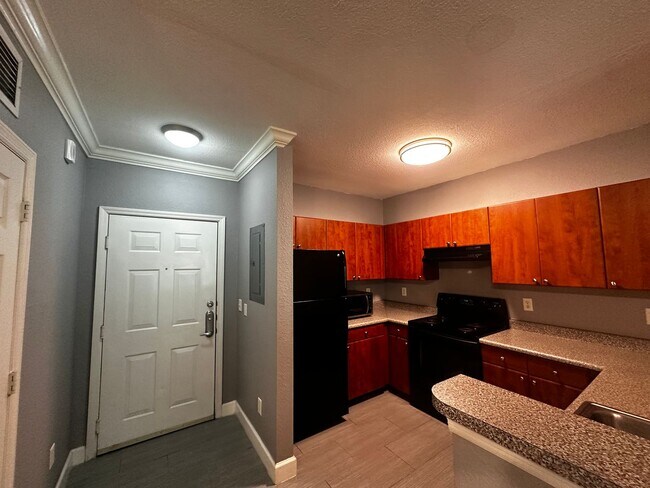 Building Photo - THE GRANDE DOWNTOWN CONDO - 1BR/1BA