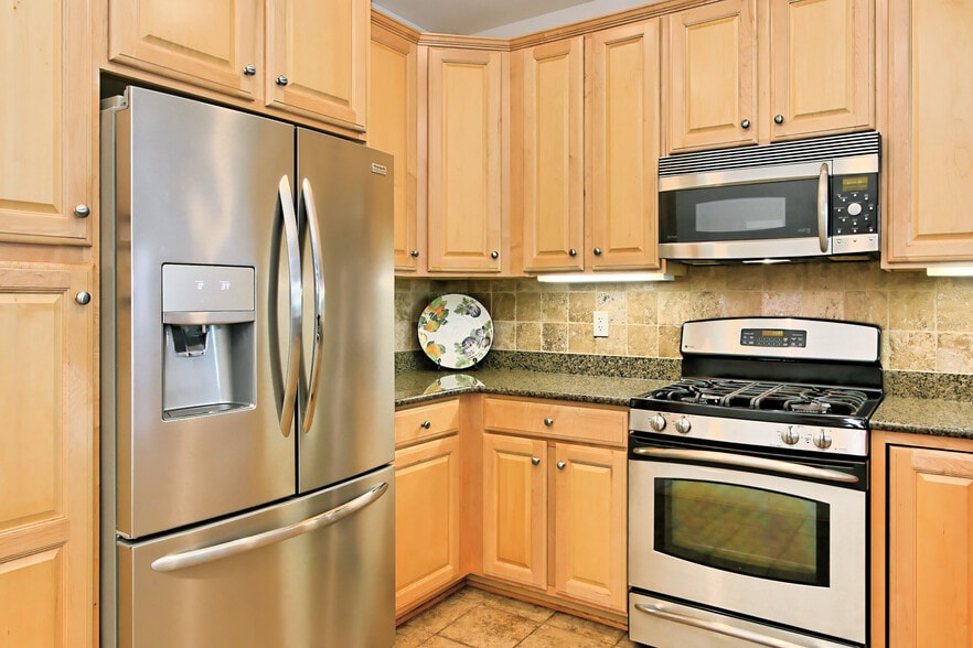 Building Photo - 400 Cameron Station Blvd