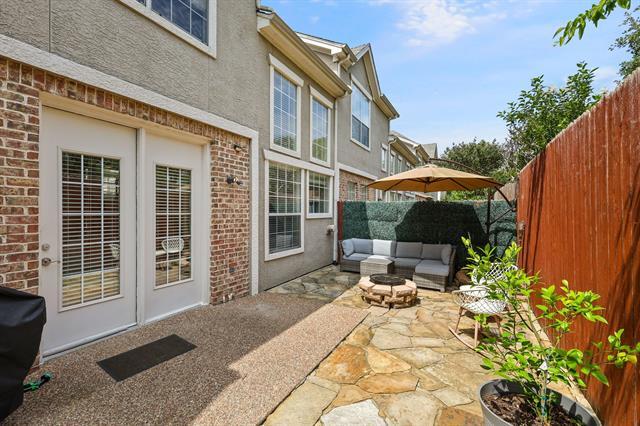 Building Photo - 2615 Corbeau Dr