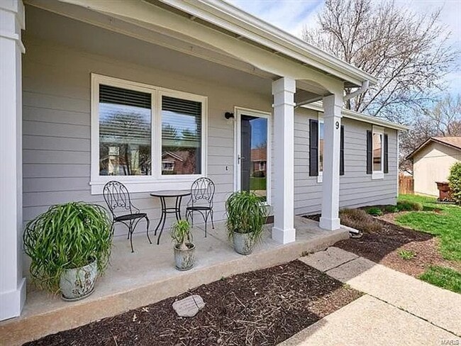 Building Photo - Coming Soon St Peters Area