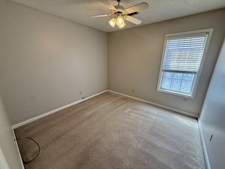 Building Photo - 1506 Remington Dr