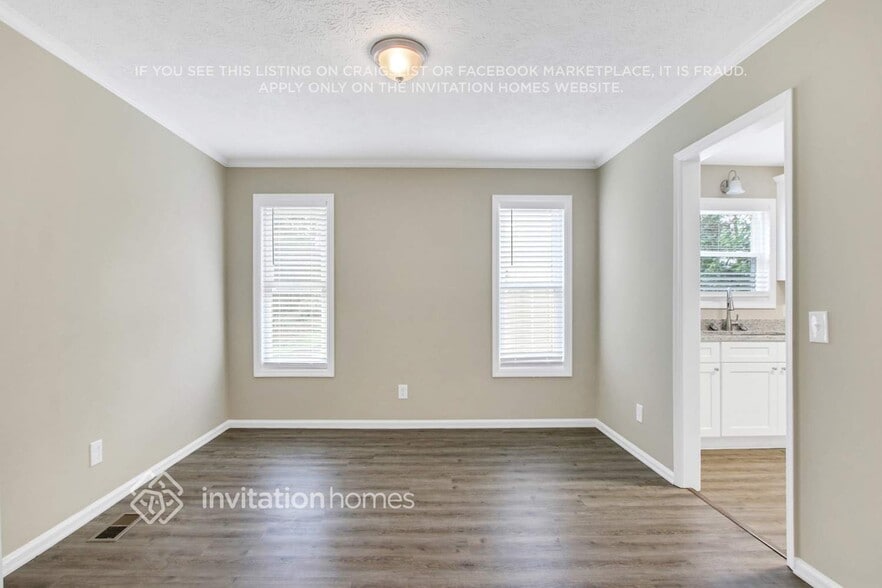 Building Photo - 3918 Ardsley Dr NE