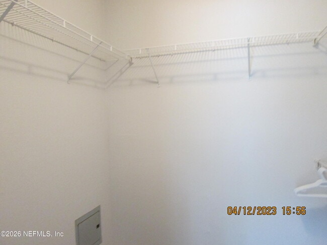 Building Photo - 7800 Point Meadows Dr