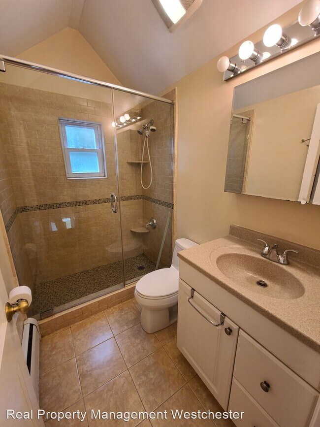 Building Photo - 4 br, 2 bath House - 1 Washington Avenue