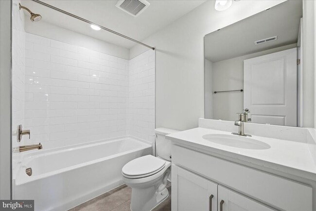 Building Photo - 1829 Harvest Dr