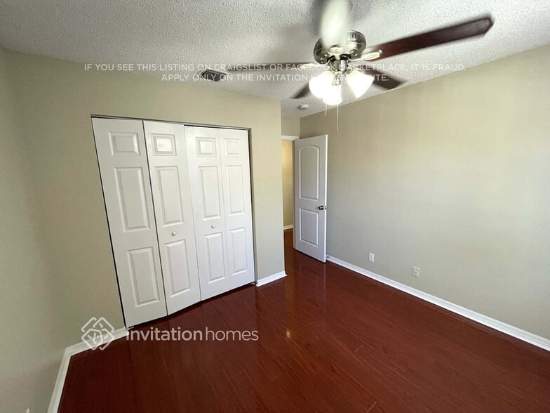 Building Photo - 3994 Crescent Creek Dr