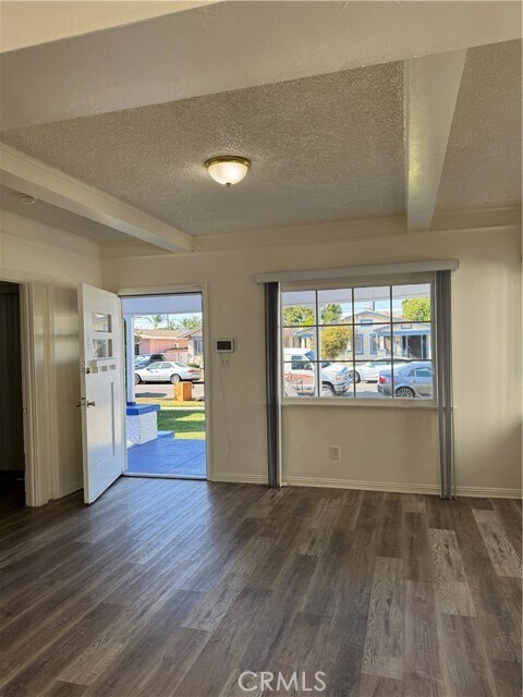 Building Photo - 1538 W 51st Pl