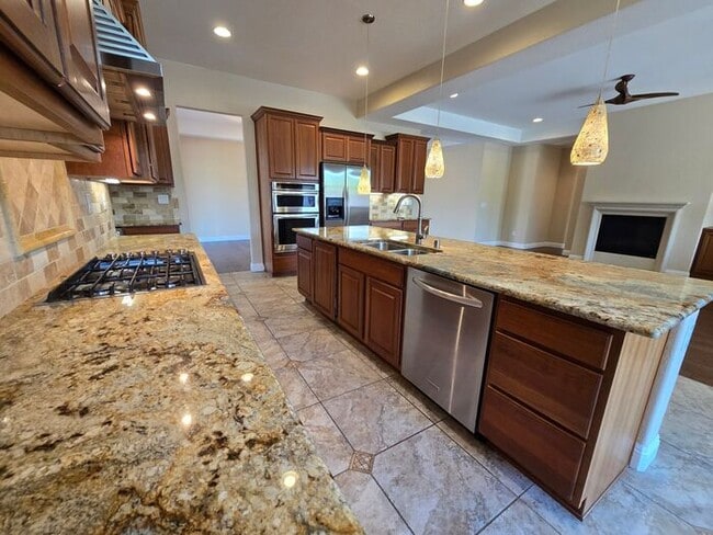 Building Photo - Beautiful Single-Story Home with Upgraded Kitchen & Spacious Backyard in Gated Community