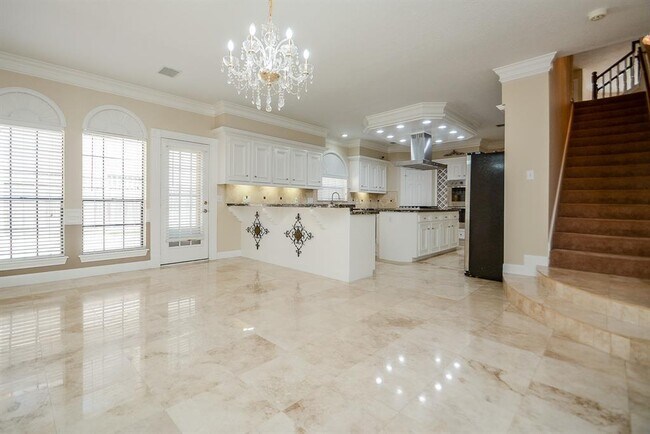 Building Photo - 17407 Widmore Pl