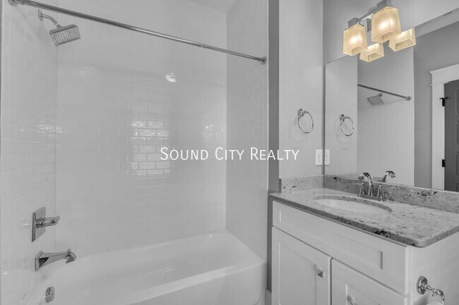 Building Photo - 1801 Sevier St