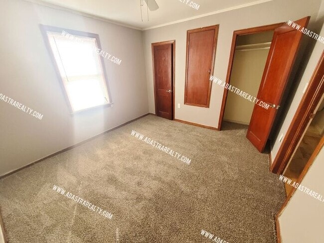 Building Photo - Charming 2 Bedroom Bungalow in WALDO-Avail...