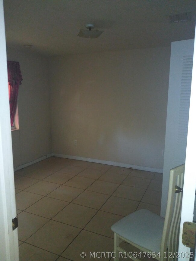 Building Photo - 1431 NW 55th Terrace