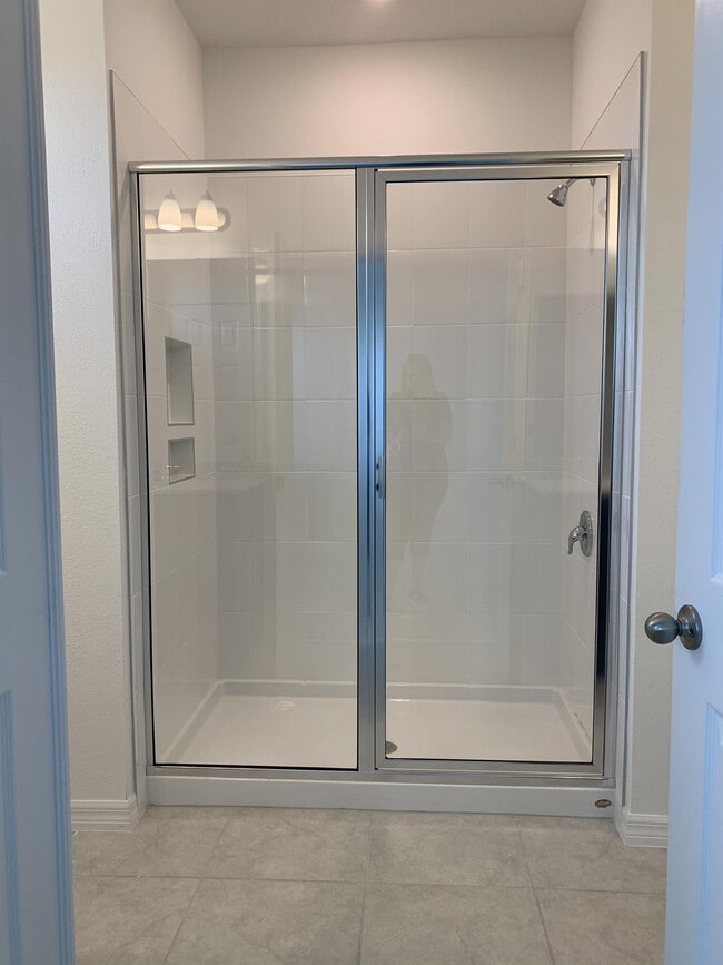 Building Photo - 10360 Austrina Oak Lp