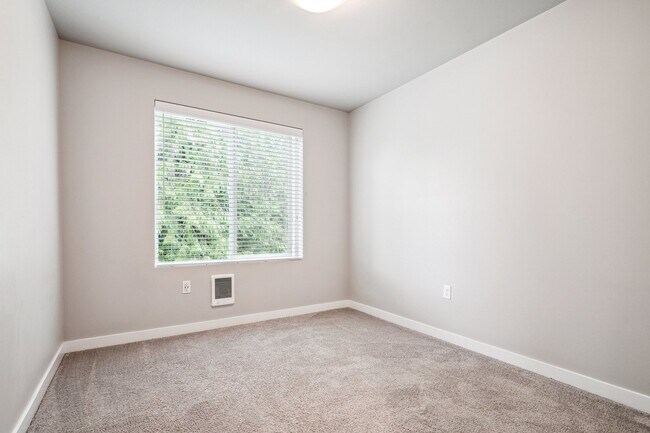 Building Photo - 2002 101st Ave SE