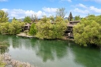 Building Photo - Whitefish River furnished Townhome