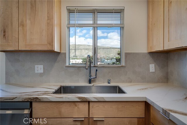 Building Photo - 7412 Deer Trail