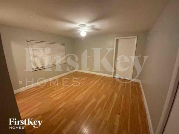 Building Photo - 3641 Windham Dr