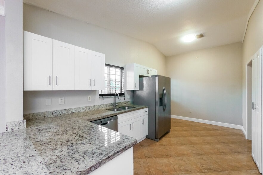 Building Photo - 12743 SW 207th Terrace