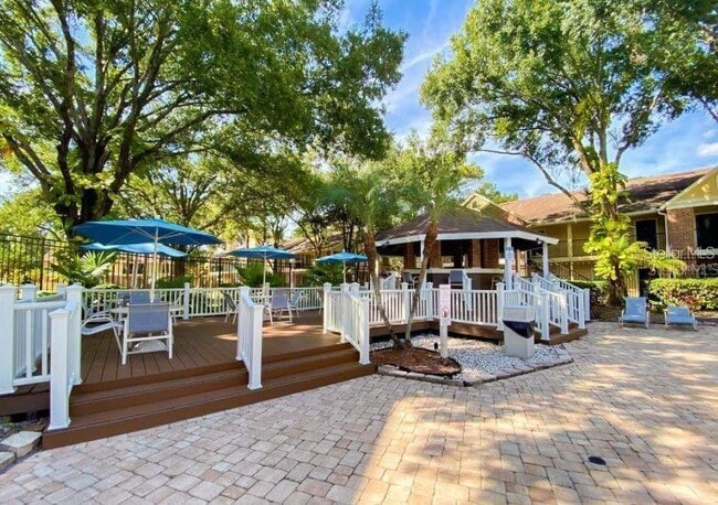 Building Photo - 8722 Mallard Reserve Dr
