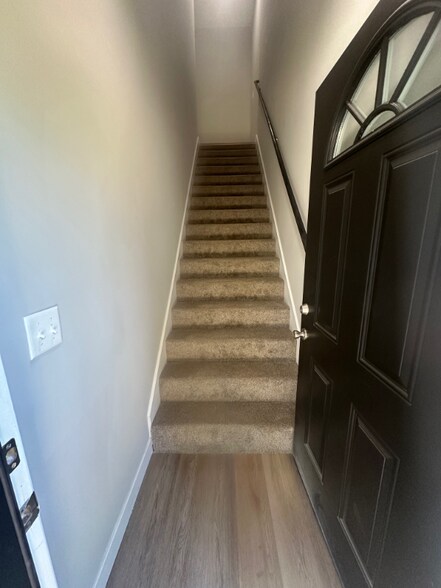 Building Photo - 2612 Boulevard Pl